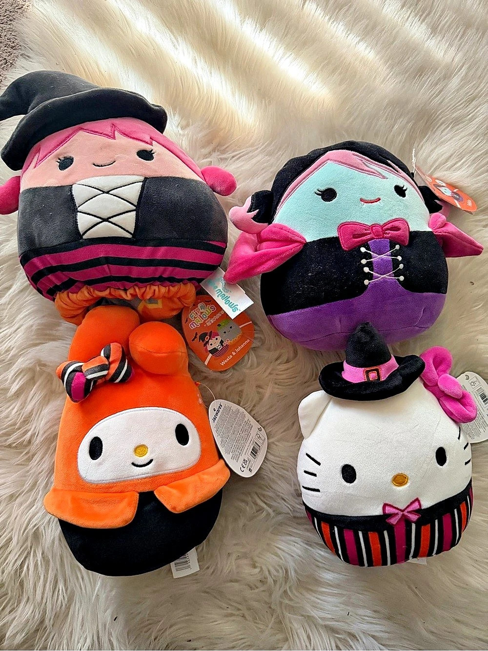 Squishmallows Halloween Wexla & Johanna Flip-A-Mallows, Hello Kitty Plush Toy. N